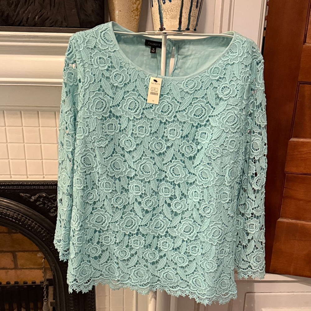 Talbots Lace Blouse‎ in - Light green. Lined. NWT. Retail 129